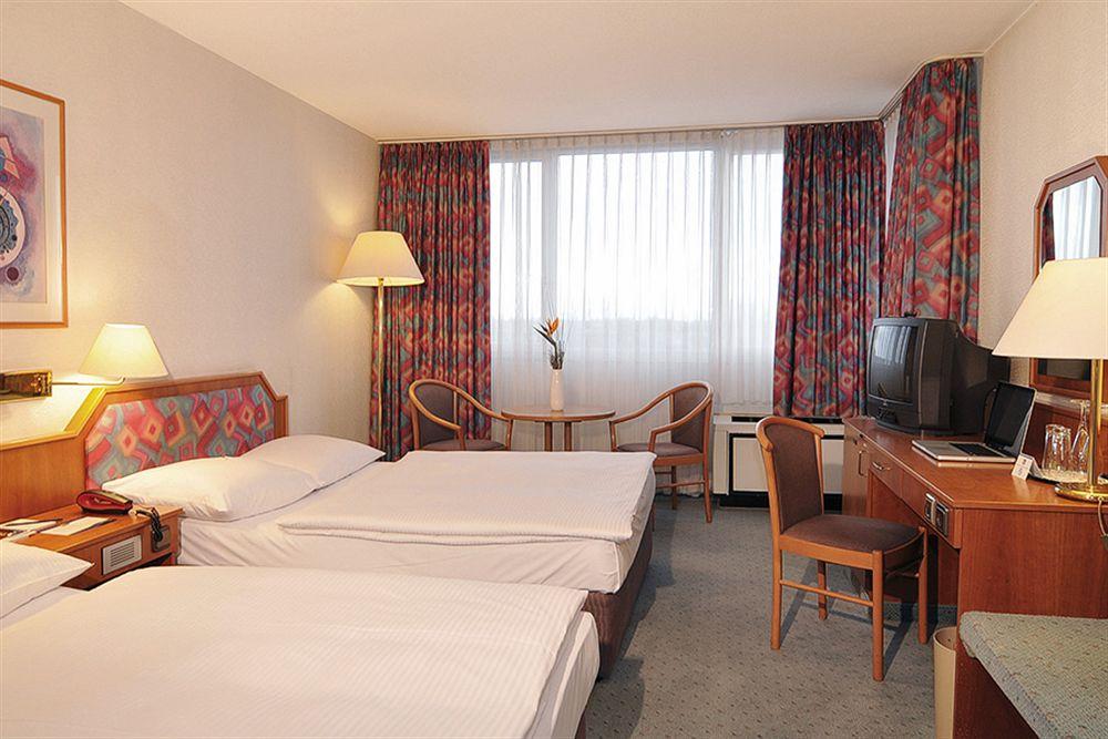 Leoso Hotel Ludwigshafen Exterior photo