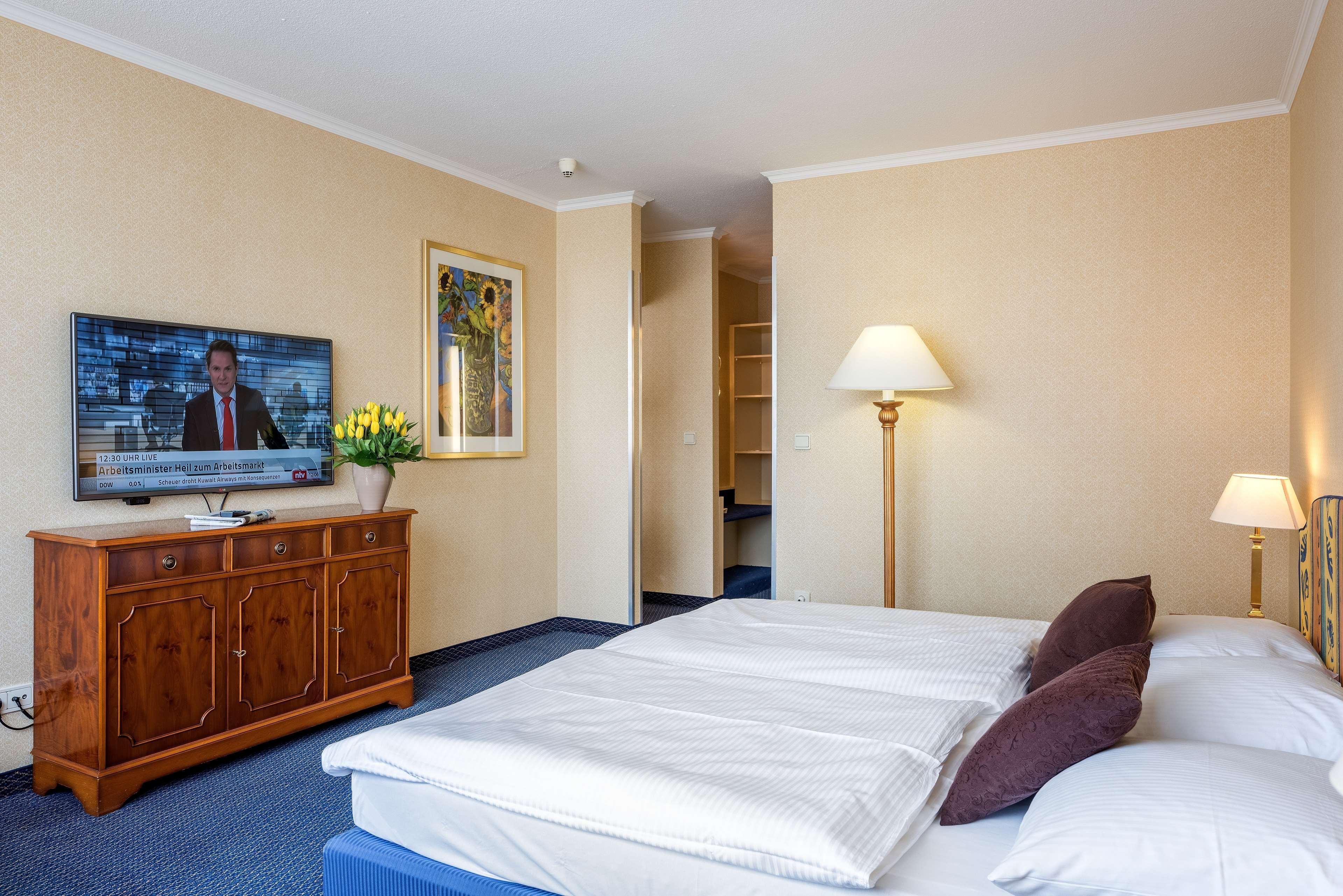 Leoso Hotel Ludwigshafen Exterior photo
