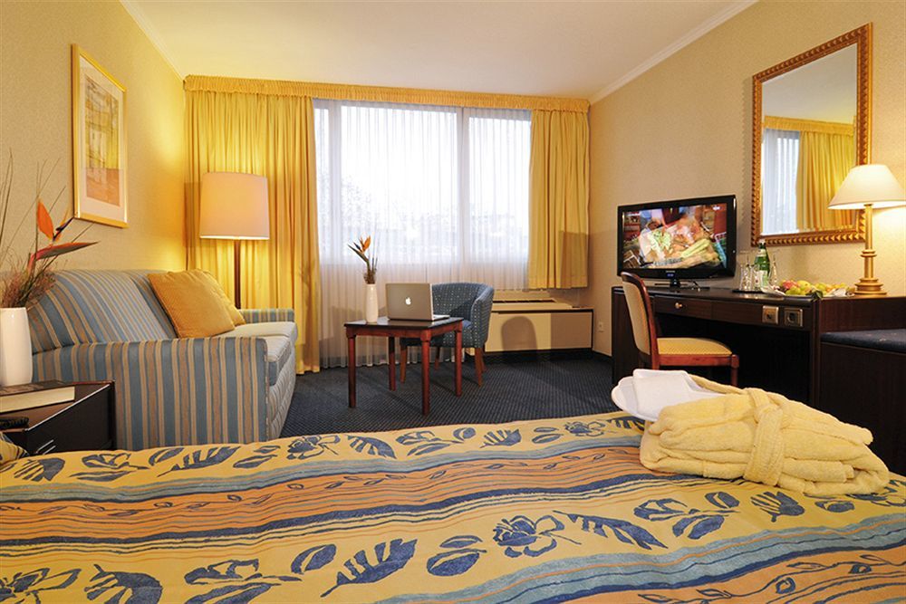 Leoso Hotel Ludwigshafen Exterior photo
